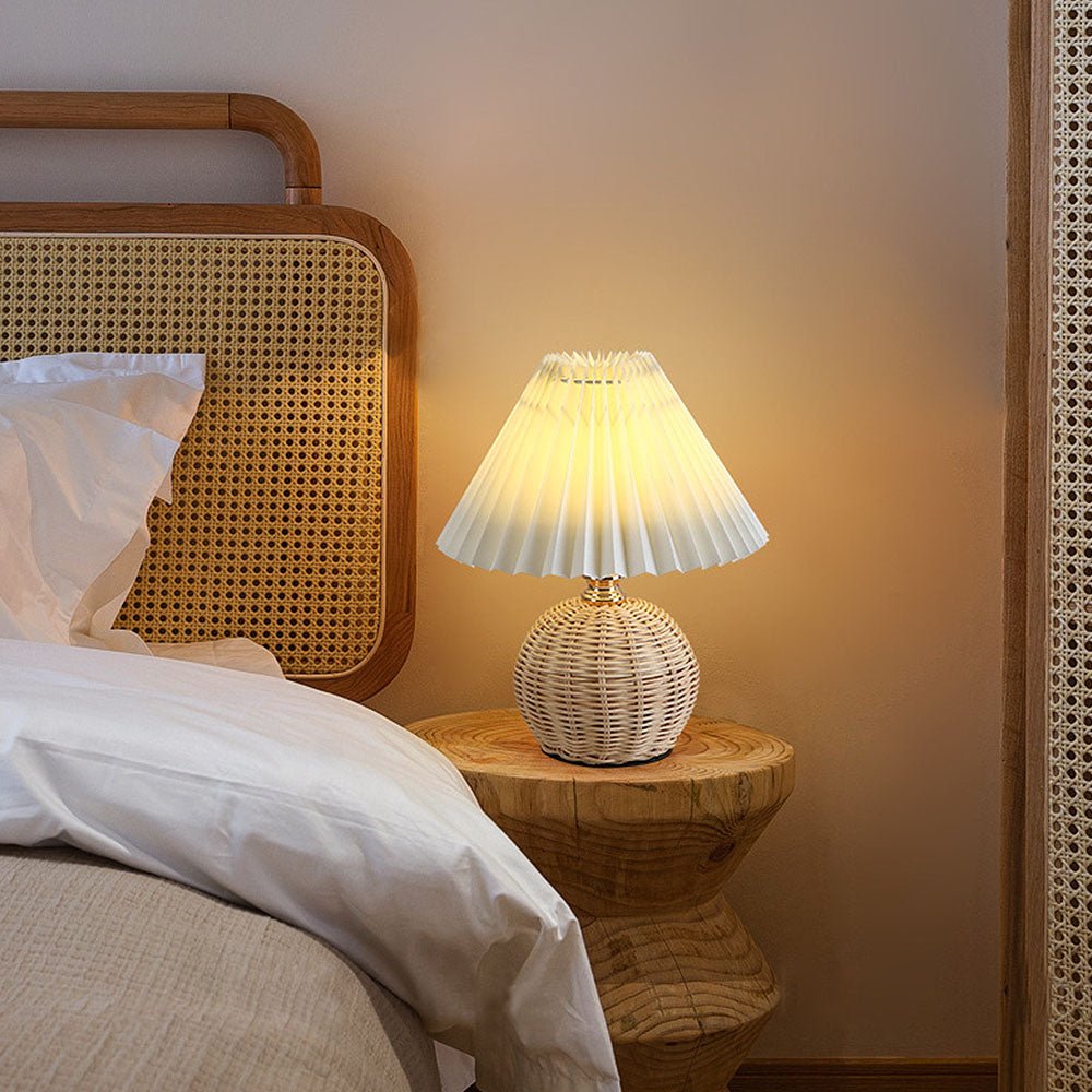 Modern Simple Bamboo Weaving Table Lamp