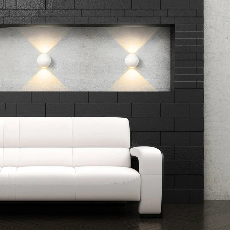 Ballora Wall Lamp