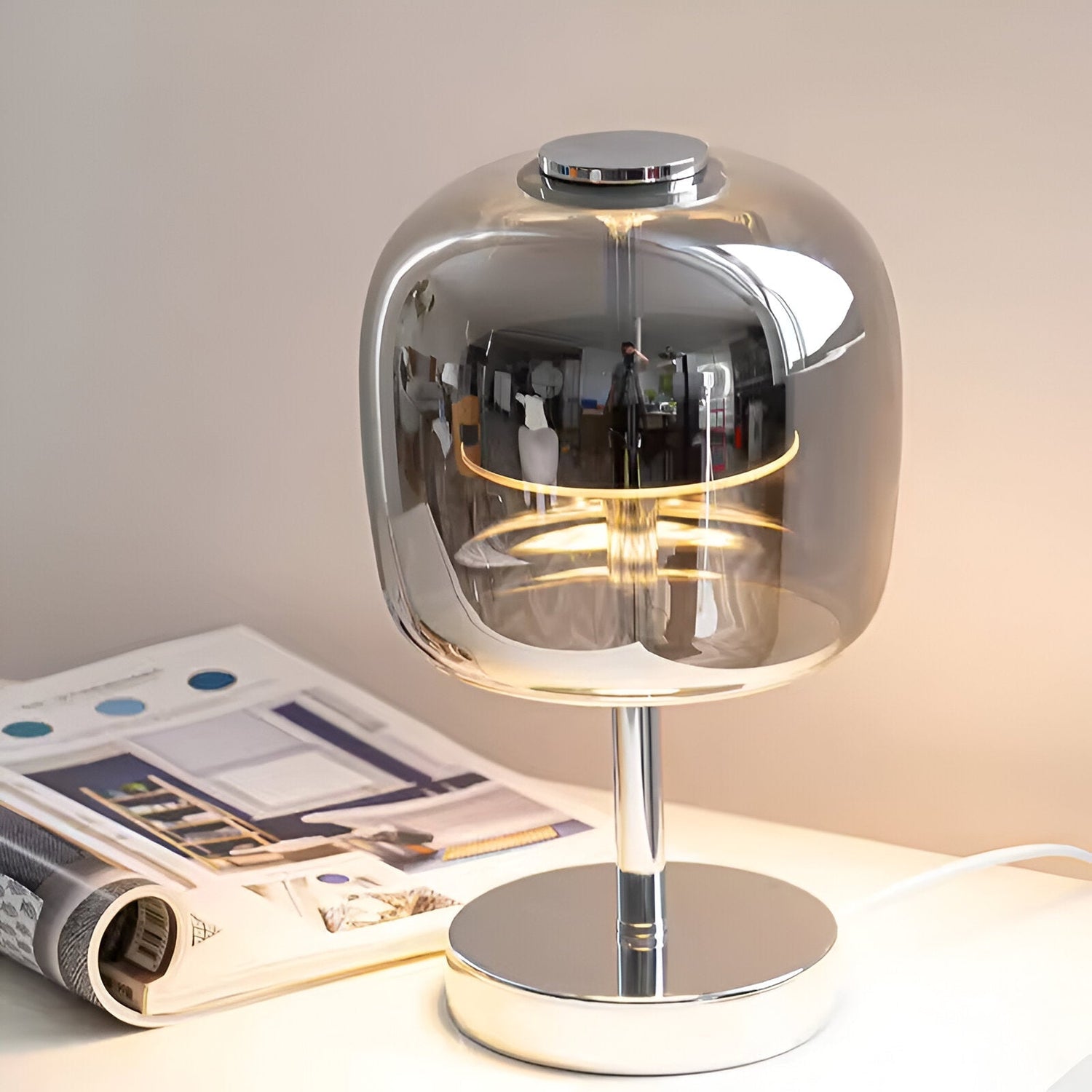 GlowSphere Table Lamp