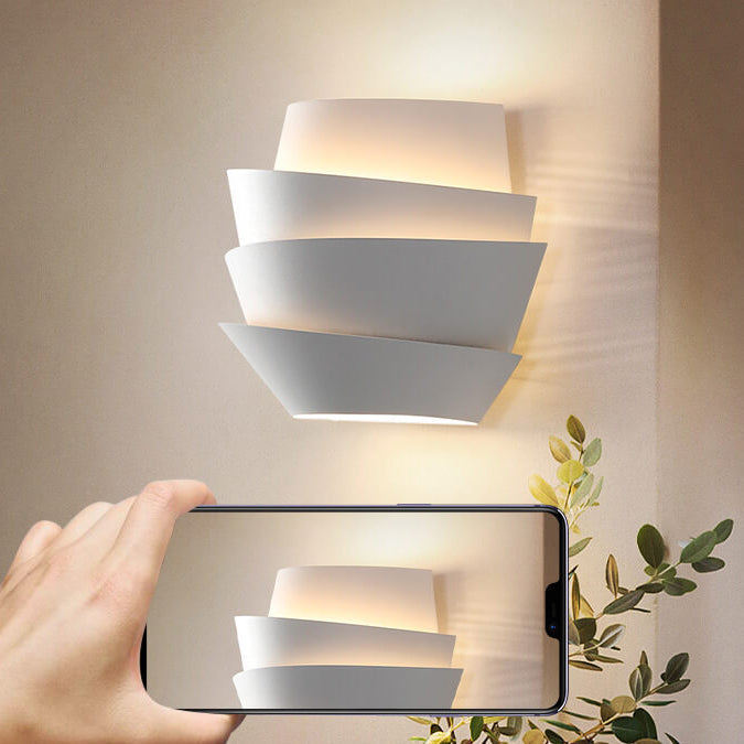 Luminique Wall Lamp