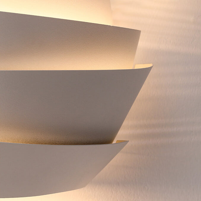 Luminique Wall Lamp