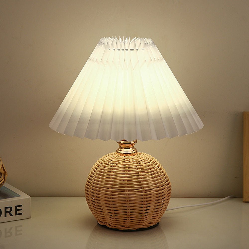 Modern Simple Bamboo Weaving Table Lamp