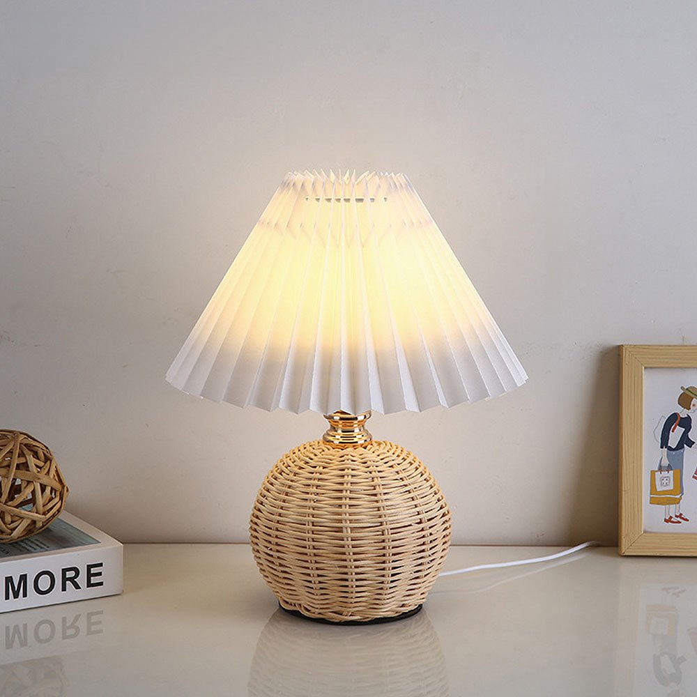 Modern Simple Bamboo Weaving Table Lamp