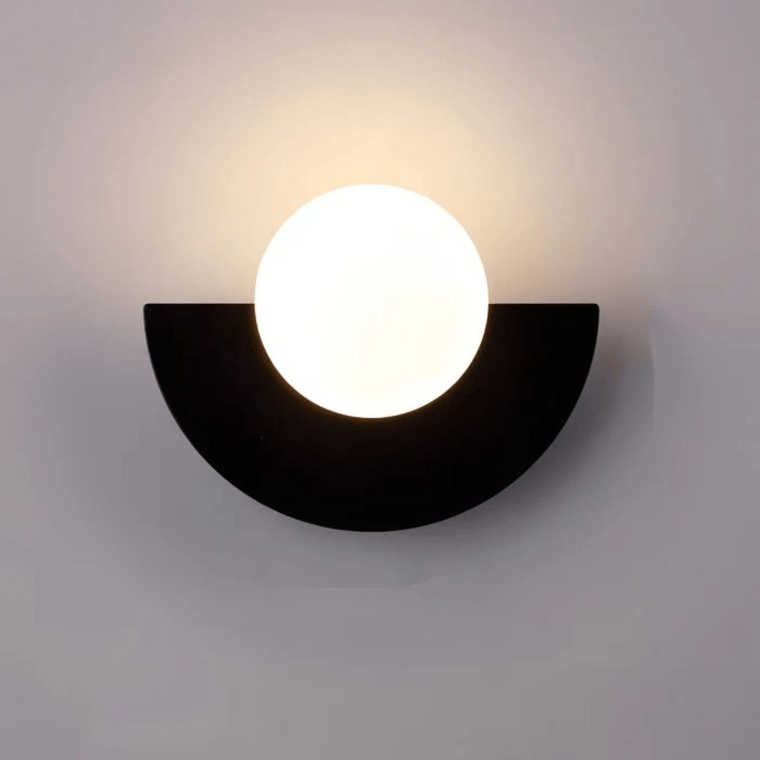 Lyca Wall Lamp