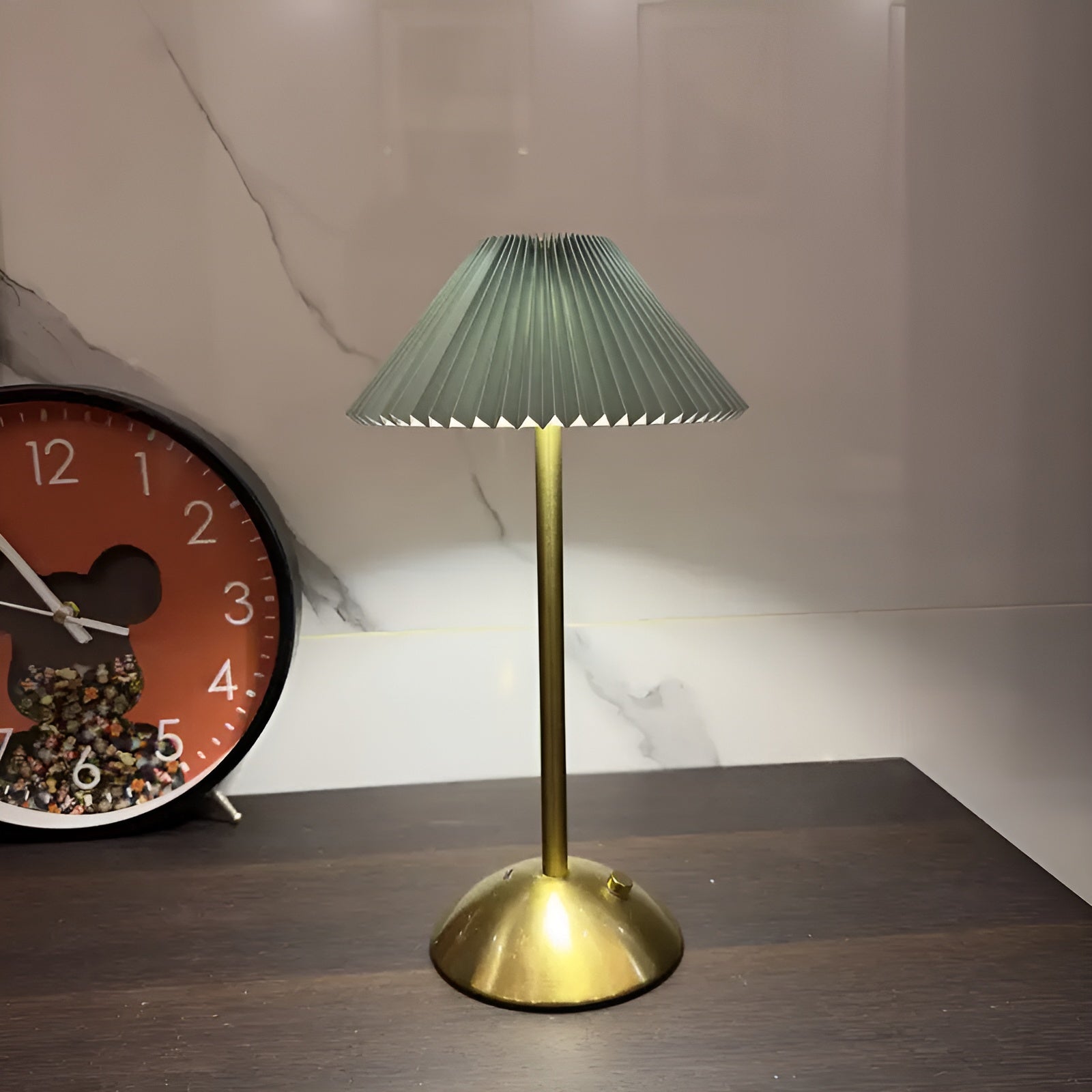 LumiFlex Wireless Table Lamp
