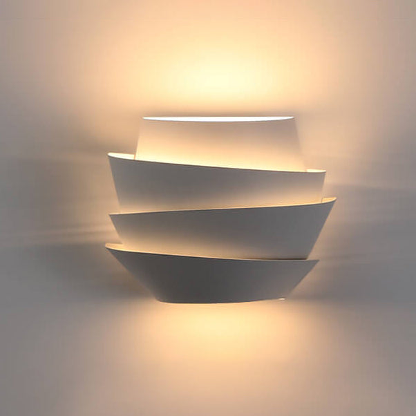 Luminique Wall Lamp