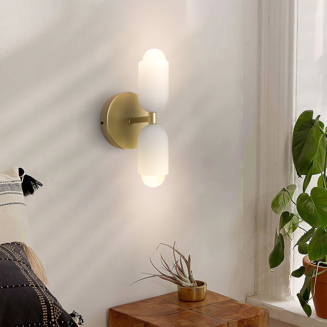 Modern Double Heads Wall Sconce