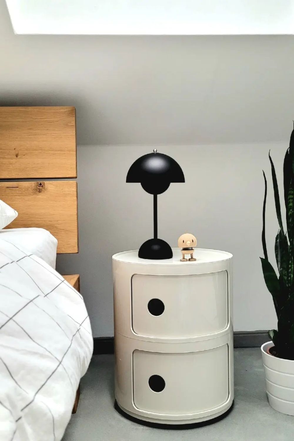 Semi-Circle Table Lamp