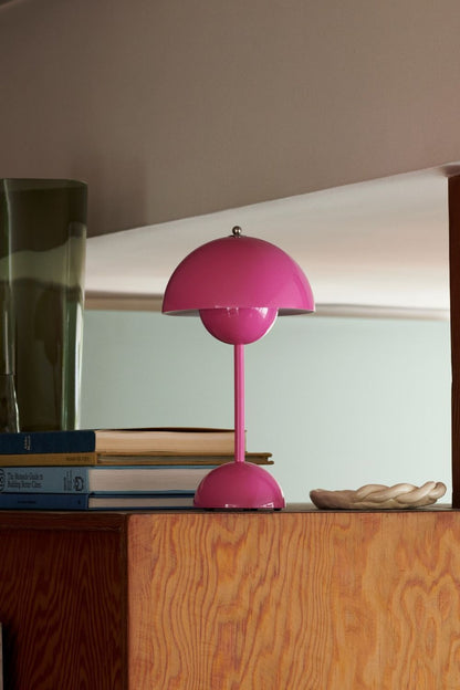 Semi-Circle Table Lamp