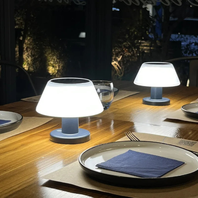 Tod Solar Table Lamp