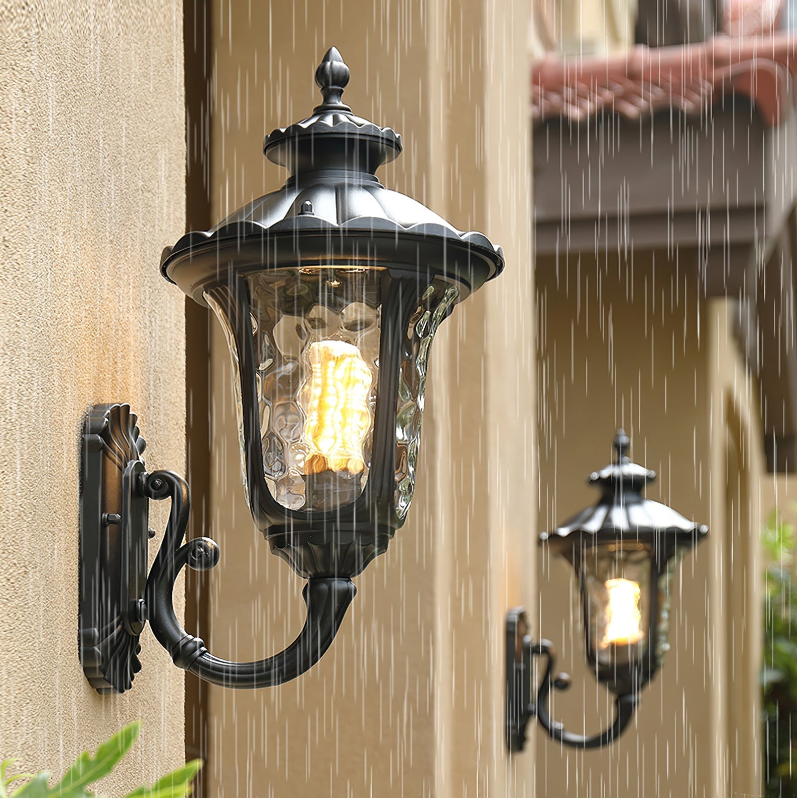 Verenia Outdoor Wall Light