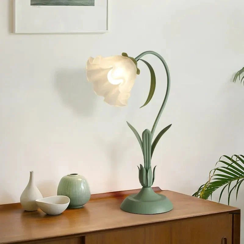 Vintage French Style Flower Table Lamp