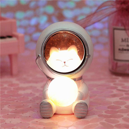 Variant image for Astronaut Pet Lamp | Galaxy Light Projector | Moon Light Lamp | Starry Night Lamp | Nebula Night Light | Astronaut Night Light – Emeglin-2